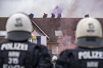 2nd day of the eviction of the Lützerath hamlet, occupied buildings of the former farm, by climate