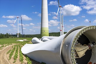 Repowering of a wind farm, near Brilon-Radlinghausen, 2 old turbines are demolished, rotors and