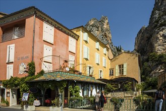 Moustiers St. Marie, Provence, Provence-Alpes-Côte d'Azur, South of France, France, Europe