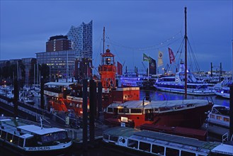 Germany, Hamburg, HafenCity, Kehrwiederspitze, Elbphilharmonie, Europe