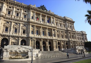 Palazzo di Giustizia, Palace of Justice, Prati district on the banks of the Tiber, Rome, Italy,