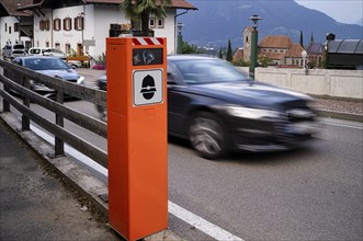 Fake speed camera with stick-on camera, fake speed camera, radar, dummy, speed measurement,