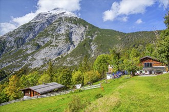 Landgasthof Ropferstubn above the Inn Valley in front of the Hohe Munde 2662m, Telfs-Buchen near