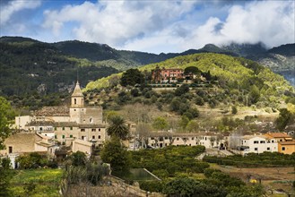 Puigpunyent, Serra de Tramuntana, Majorca, Balearic Islands, Spain, Europe