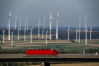 Wind farm near Lichtenau, bridge on the A44 motorway, Ostwestfalen Lippe, North Rhine-Westphalia,