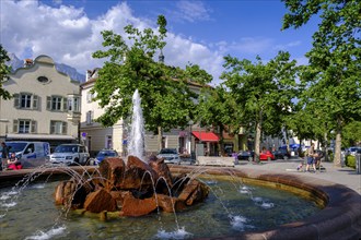 Fountain on the lower town square, Hall in Tyrol, Inntal, Tyrol, Austria, Europe