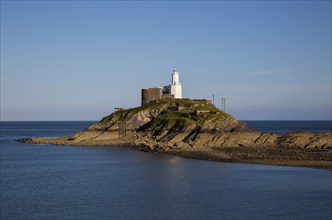 Lighthouse at Mumbles Head, Gower peninsula, near Swansea, South Wales, UK