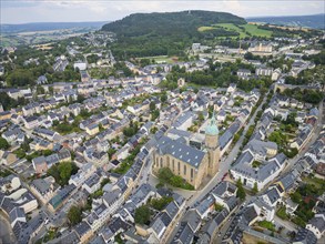 Annaberg-Buchholz is a large district town in the Erzgebirge district of Saxony. The mountain