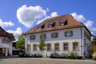 Old school, Gröbenzell, Dachauer Moos, Upper Bavaria, Bavaria, Germany, Europe