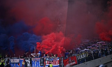 Fanblock 1. FC Heidenheim 1846, Bengalos in red and blue, smoke, pyrotechnics, pyro, fireworks,