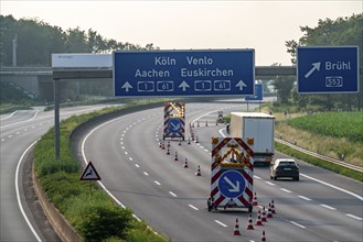 Flooding on the Erft, motorways A1 and A61 closed due to flooding of the carriageway and damage to