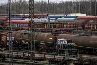 Freight yard, Oberhausen-Osterfeld marshalling yard, freight trains, freight wagons of various