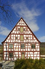 Mauritiushaus, old rectory, half-timbered house, sundial, architecture, windows, Langenenslingen,