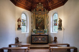 Interior view, altar, altarpiece DIE HEILIGEN NOTHELFER, Tell's Chapel Hohle Gasse, artificial