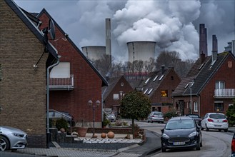 Lignite-fired power station, RWE Power AG Niederaußem power station, Niederaußem district,