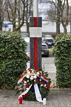 Flowers, commemoration, memorial plaque to the Jews persecuted and excluded from the club from 1932