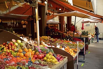 Europe, Germany, Bavaria, Swabia, Augsburg, City, City market, Market stalls, Fruit, vegetables,