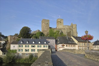 Castle built in the 12th century and Old Lahn Bridge, Runkel, Westerwald, Taunus, Hesse, Germany,