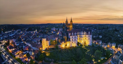 With Albrechtsburg Castle, cathedral, bishop's palace and granary, Meissen, Saxony, Germany, Europe