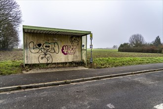 Bus stop, near Unterwestrich, line EK1 Dorf bei Erkelenz, public transport with only a few