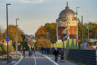 Radschnellweg Ruhr, RS1, extension in Mülheim, shared cycle path, footpath, Camera Obscura film