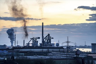 Hüttenwerke Krupp-Mannesmann, HKM in Duisburg-Hüttenheim, coking plant and 2 blast furnaces, North