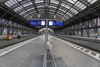 3-day strike by the railway union GDL, only very few local and long-distance trains run, empty