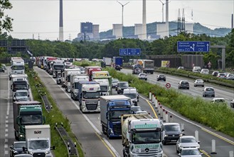 Traffic jam on the A2 motorway near Bottrop, behind the Bottrop motorway junction, in the direction