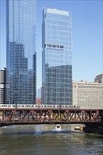 Chicago L Elevated elevated metro railway on a bridge public transport in Chicago, USA, North