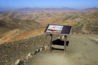 Mirador Sicasumbre mountain top viewpoint, Pajara, Fuerteventura, Canary Islands, Spain, Europe