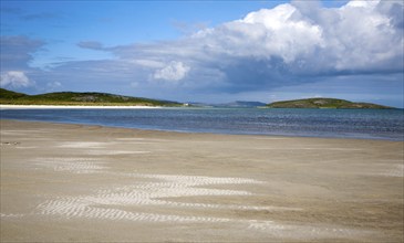 White sand at Traigh Mhor beach, the Cockle Strand, Barra, Outer Hebrides, Scotland, UK