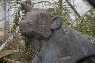 Sculpture of an ox, Siegen, North Rhine-Westphalia, Germany, Europe