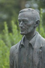 Sculpture Hermann Hesse, monument, bronze, detail, head, Gaienhofen, Untersee, Lake Constance, Lake