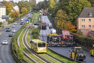 New whisper asphalt surface for the A40 motorway, in the city of Essen, direction Dortmund, 95, 000