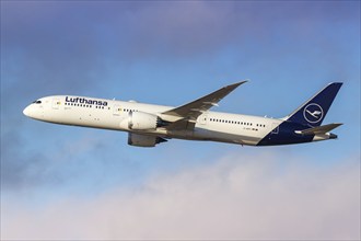 A Lufthansa Boeing 787-9 Dreamliner aircraft with the registration D-ABPC at the airport in Munich,