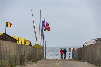 Bagni Lungomare, Chioggia. Bathing beach on the Adriatic in bad weather. All deckchairs are free.