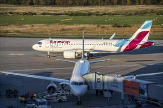 Eurowings Airbus A320neo, taxiing to Terminal 1 C-Gates after landing, Eurowings Airbus at the