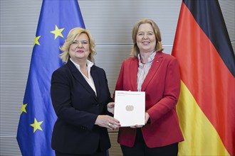 Eva Högl, Parliamentary Commissioner for the Armed Forces, hands over her Annual Report 2023 to