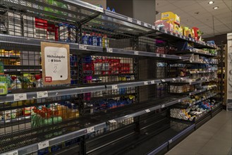 Effects of the coronavirus pandemic in Germany, Food, Empty shelves in a supermarket, No more