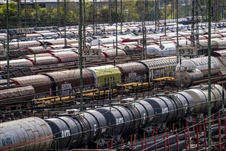 The Hagen-Vorhalle marshalling yard, one of the 9 largest in Germany, is located on the