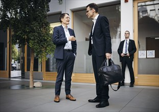 Karl Lauterbach (SPD), Federal Minister of Health, and Stephan Baldus, Clinic Director at the Heart