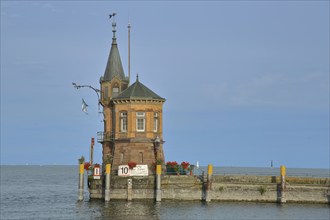 Pier house, entrance to the harbour, small house, quay, pier, Constance, Obersee, Lake Constance,