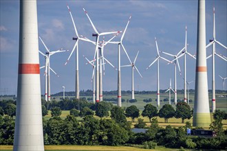 Wind farm north-east of Bad Wünnenberg, East Westphalia Lippe, Paderborn district, with the A44