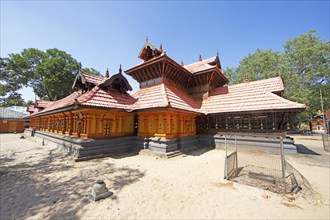 Mararikulam Shiva Temple Marari, Kerala, India, Asia