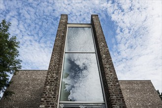 Art Museum and Langen Foundation, near Neuss, North Rhine-Westphalia, Germany, Europe