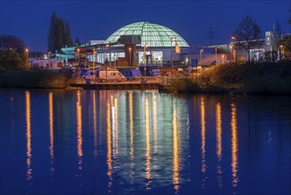 AQUApark Oberhausen leisure and fun pool, marina on the Rhine-Herne Canal, pitch for motorhomes, in