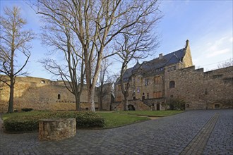 Inner courtyard of the castle built in the 16th century, fortification, Alzey, Rhine-Hesse region,