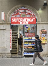 Small supermarket, Supermercat, Barcelona, Catalonia, Spain, Europe