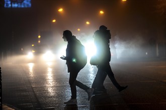 Pedestrian, darkness, city centre traffic, Rüttenscheider Straße, pedestrian crossing, traffic