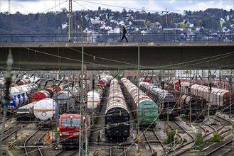 The Hagen-Vorhalle marshalling yard, one of the 9 largest in Germany, is located on the